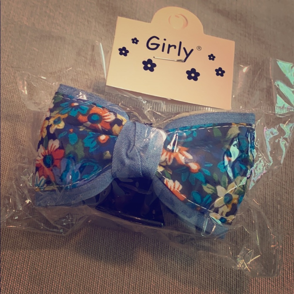 BNIP bow hair clip